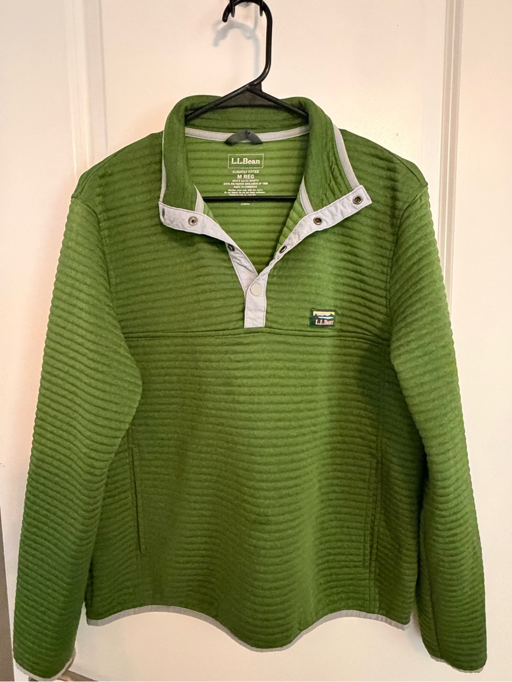 L.L.Bean Men’s Sweater Fleece Pullover Green Medium 1/4 Snap Airknit